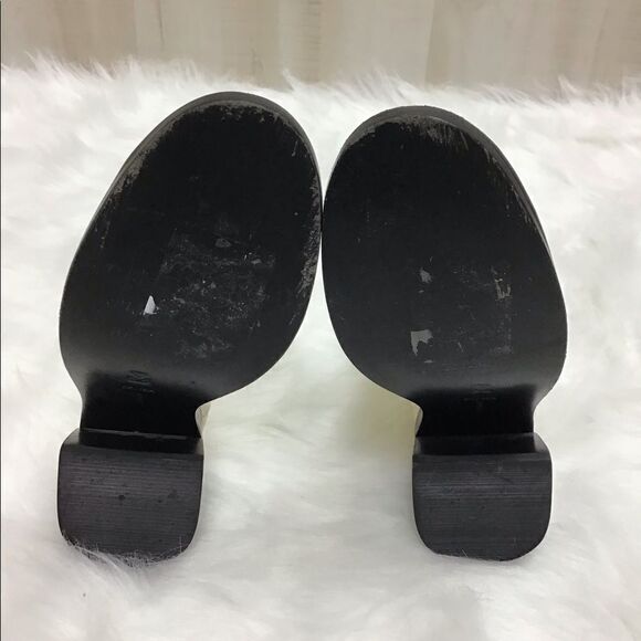 Mercedes Castillo Xandra White Ivory Chelsea Ankle Boot Sz 6.5 - Picture 7 of 8